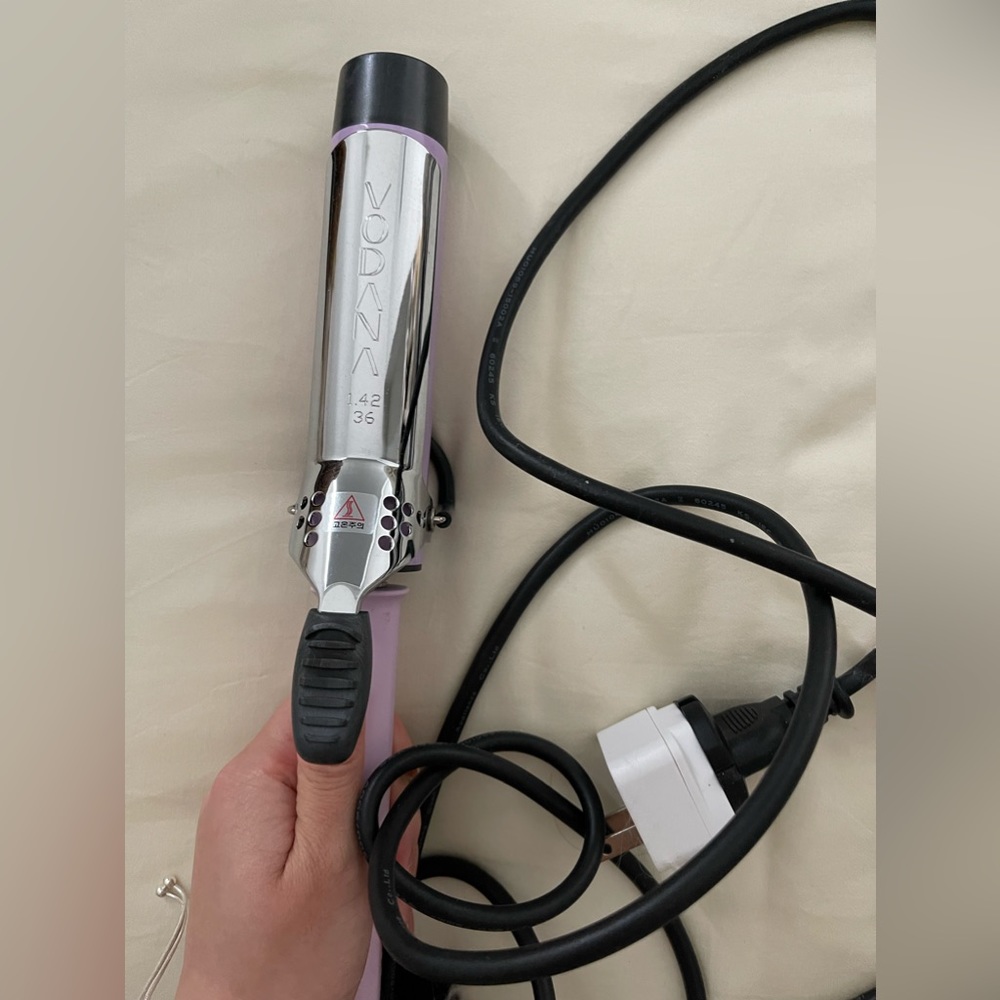Vodana hair iron